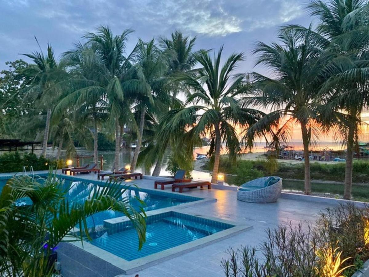 Breeze Bay Villa Wok Tum Extérieur photo