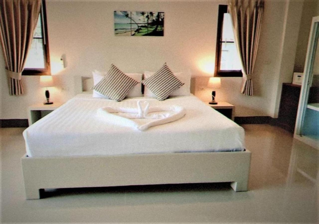 Breeze Bay Villa Wok Tum Extérieur photo