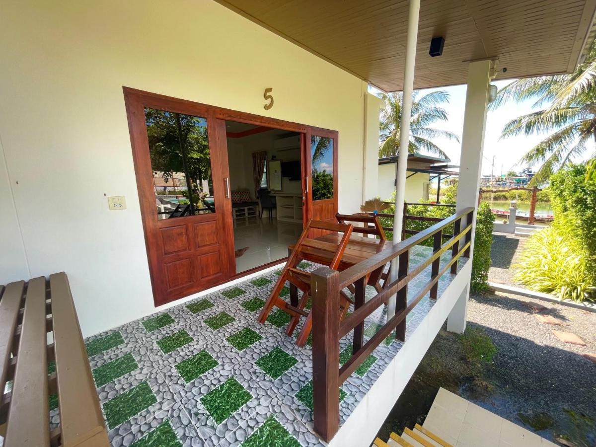 Breeze Bay Villa Wok Tum Extérieur photo