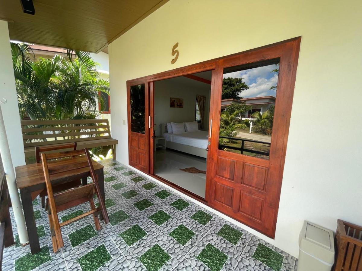 Breeze Bay Villa Wok Tum Extérieur photo